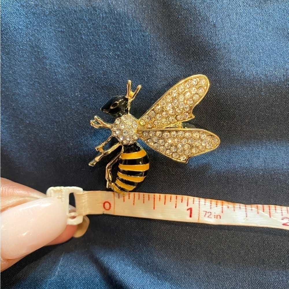 Black, Gold & rhinestone Yellow Bee bling brooch, NEW, 1 in, stocking stuffer
